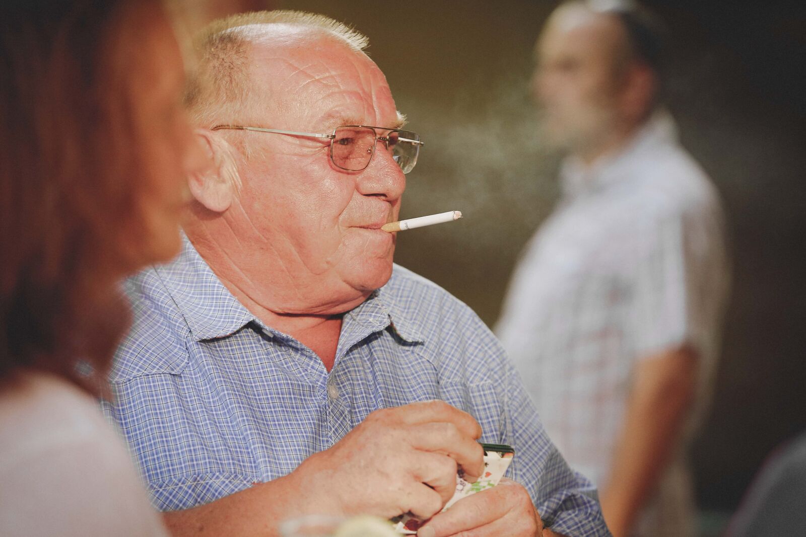 Canon EOS 5D Mark III sample photo. Smoke, cigarette, lifestyle, enjoyment photography