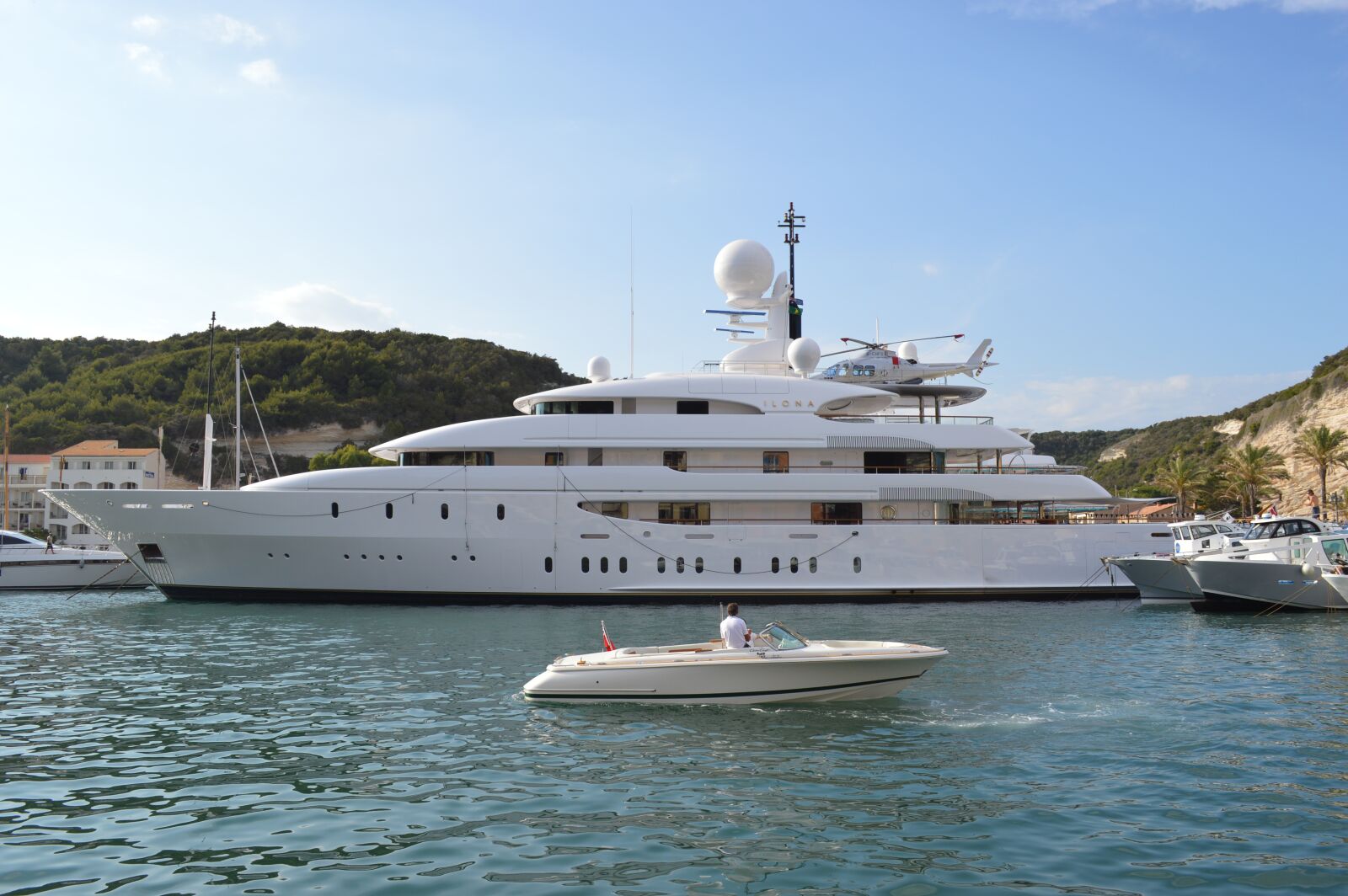 Nikon D3200 sample photo. Luxurious, boat, luxury photography