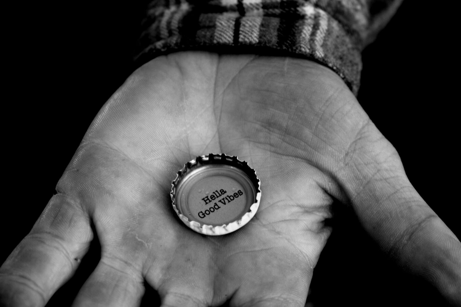 Canon EOS 70D sample photo. Bottle cap, vibes, hand photography