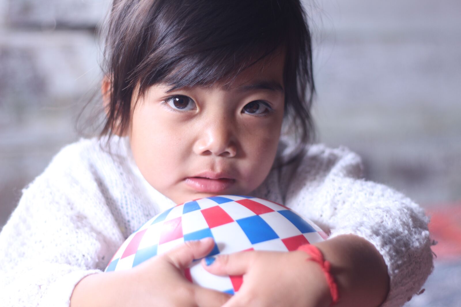Canon EOS 700D (EOS Rebel T5i / EOS Kiss X7i) + Canon EF 50mm F1.8 II sample photo. Cute, toddler, girl photography