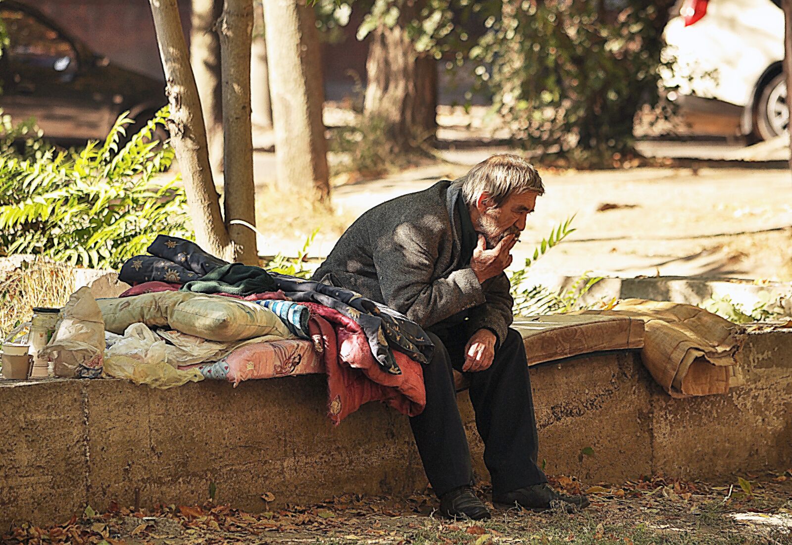 Nikon D90 sample photo. Homeless, mattress, smokes photography