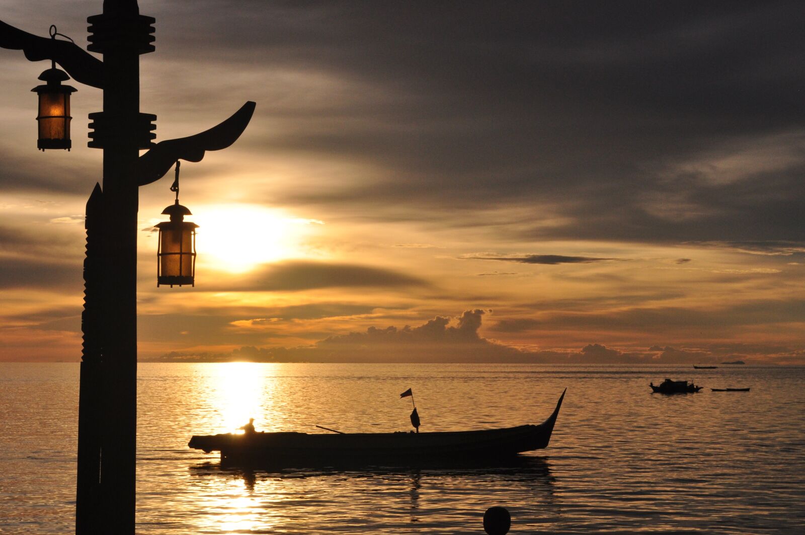 Nikon D5000 sample photo. Sunset, fisherman, nature photography