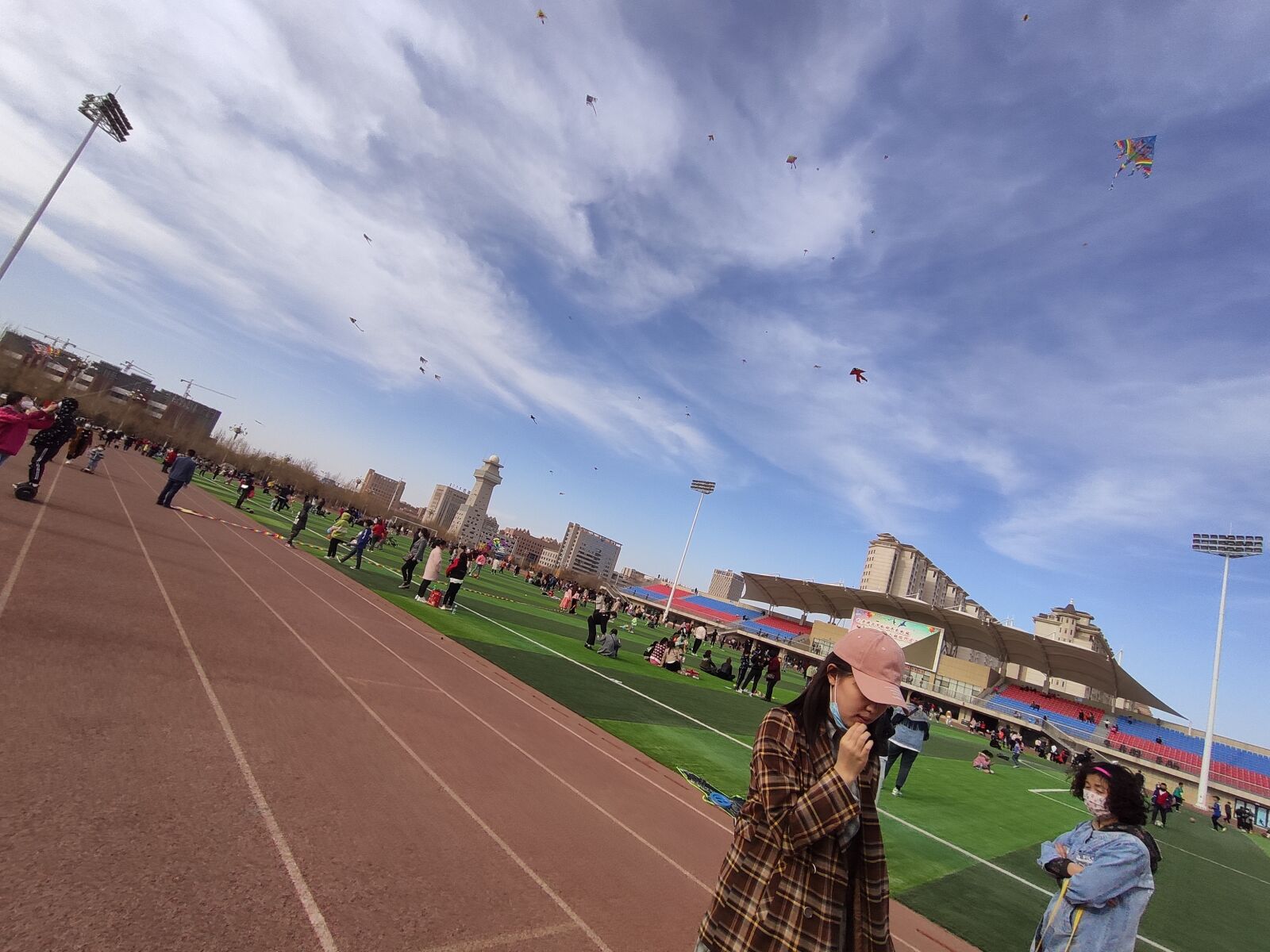 Xiaomi MI CC 9 sample photo. Girl, playground, kite photography