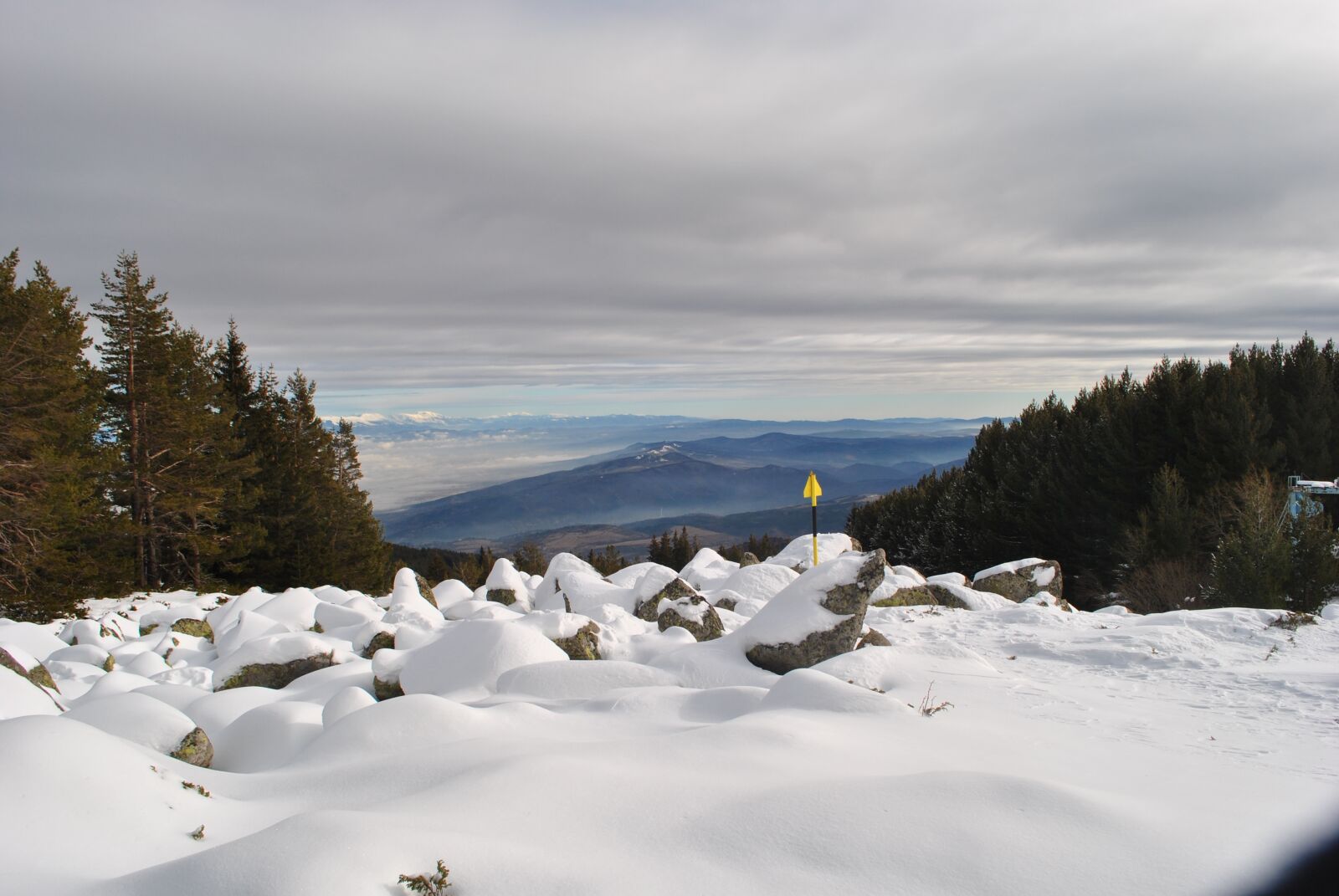 Nikon D3000 sample photo. Snow, winter, nature photography
