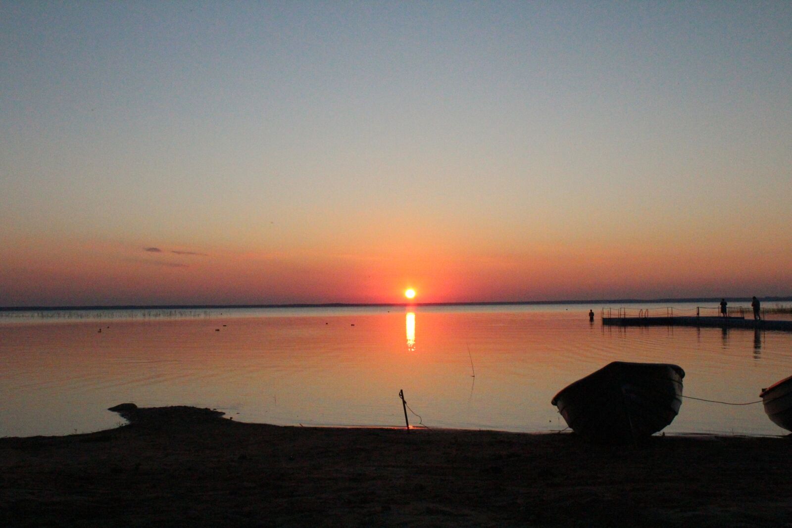 Canon EOS 600D (Rebel EOS T3i / EOS Kiss X5) sample photo. Belarus, naroch, lake photography