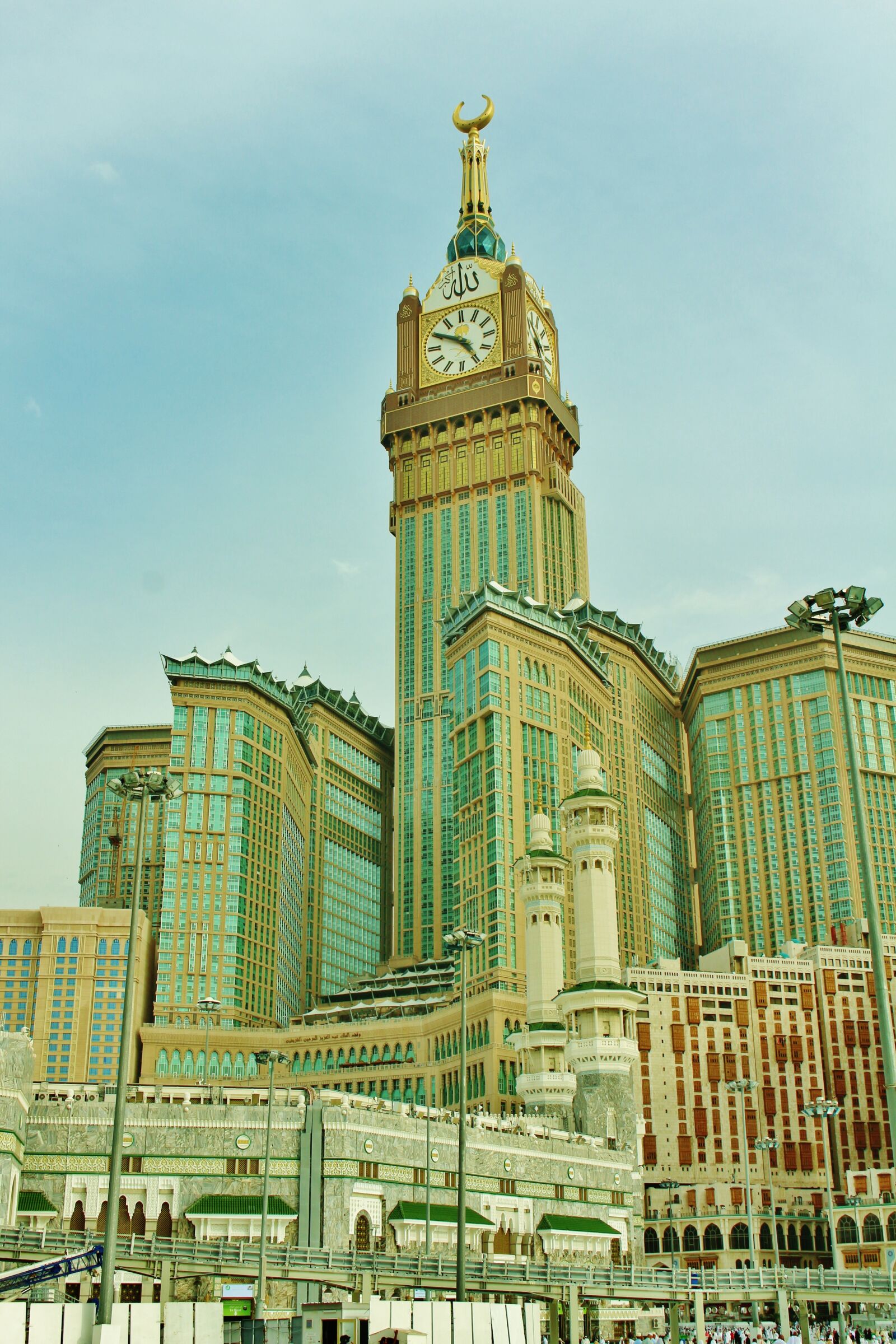 Canon EOS 700D (EOS Rebel T5i / EOS Kiss X7i) sample photo. Clock tower, mecca, buildings photography