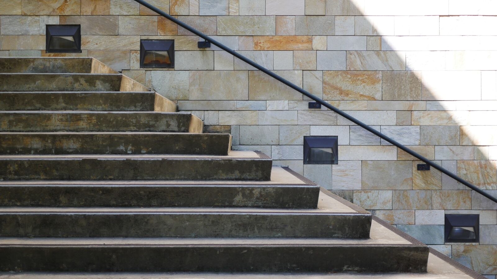 Panasonic Lumix DMC-G7 sample photo. Stairs, steps, concrete photography