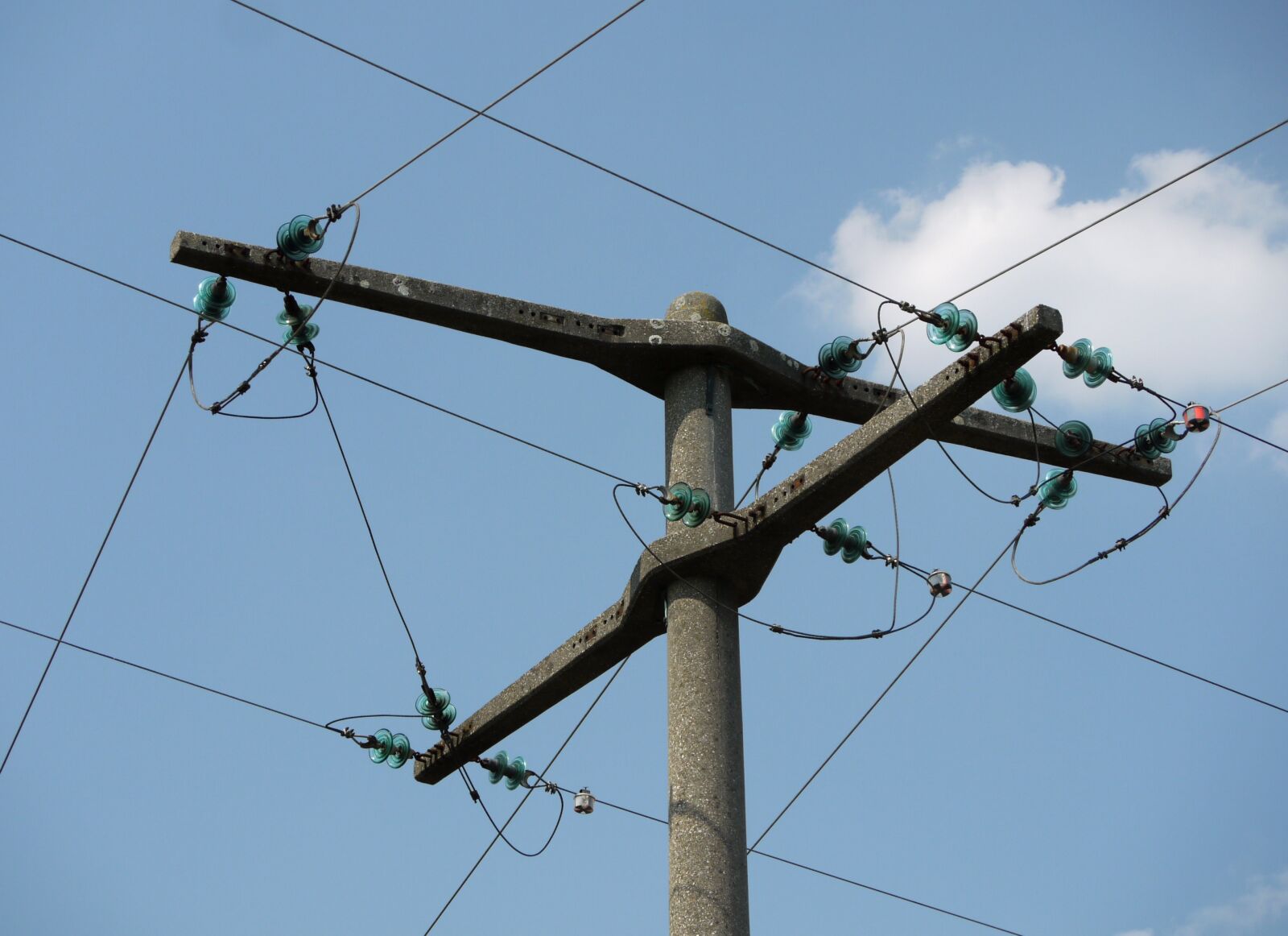 Panasonic Lumix DMC-G1 sample photo. Power supply, medium voltage photography