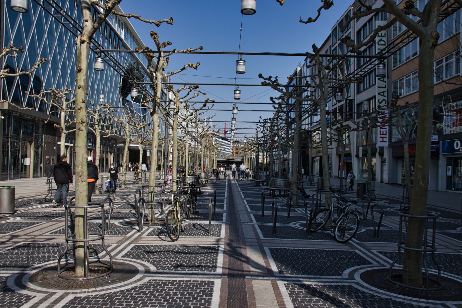 Canon EOS 90D sample photo. Street, building, city photography
