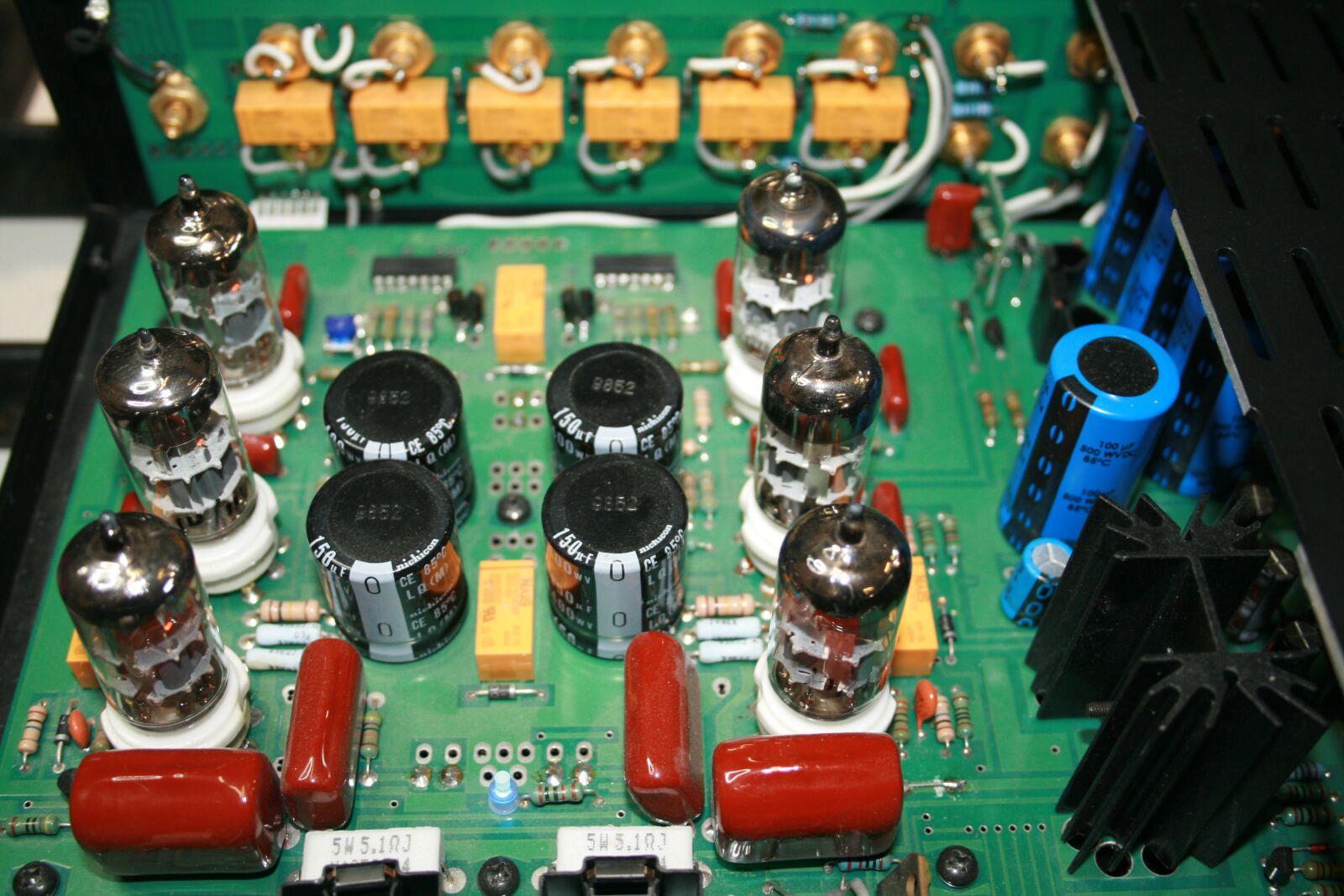 Canon EOS 400D (EOS Digital Rebel XTi / EOS Kiss Digital X) sample photo. Work repairs, tubing, repair photography