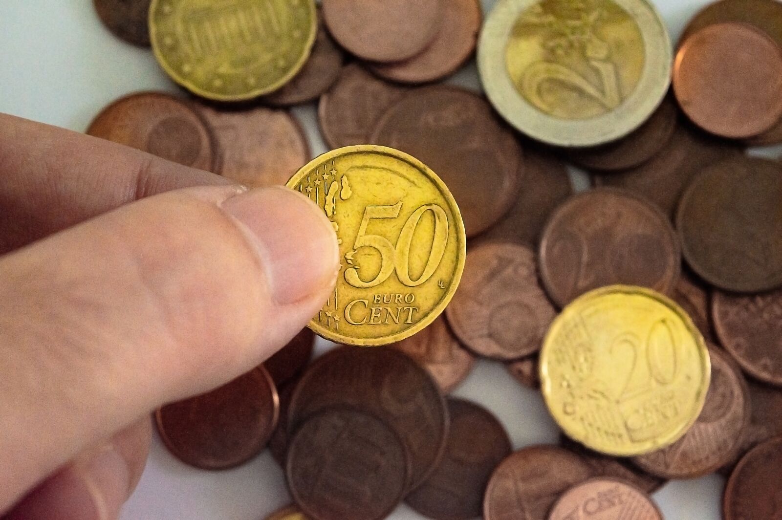 Nikon D3200 sample photo. Charity, falling, gold photography