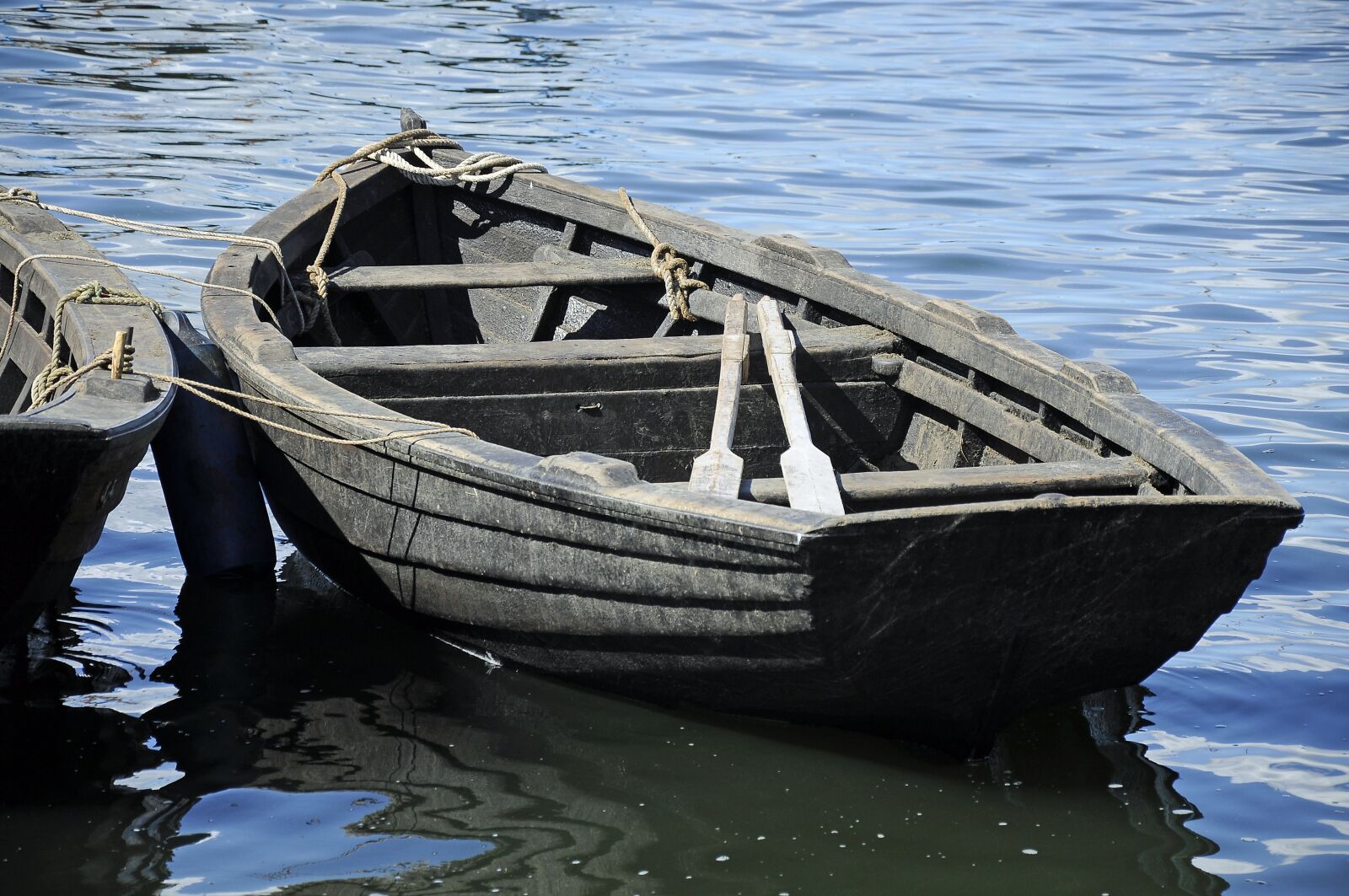 Nikon D90 sample photo. Boat, water, sea photography