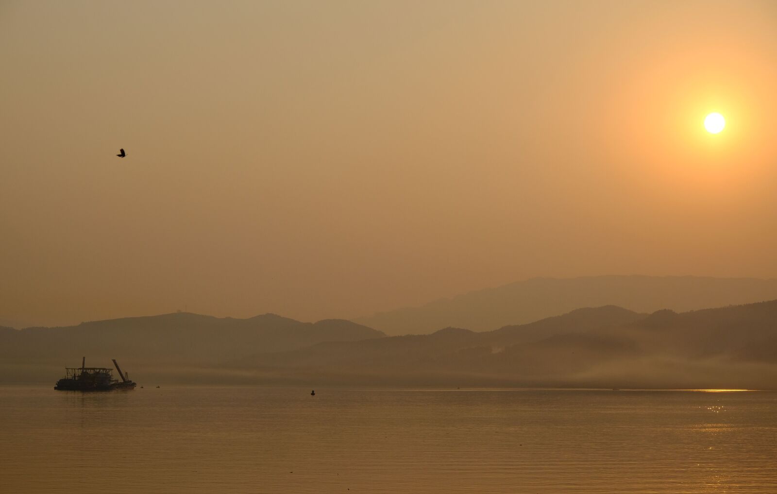 Fujifilm X-T20 sample photo. China, yangtze, sunrise photography