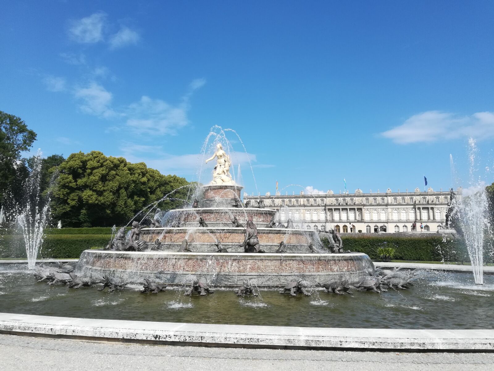 HUAWEI P10 lite sample photo. Travel, architecture, building photography