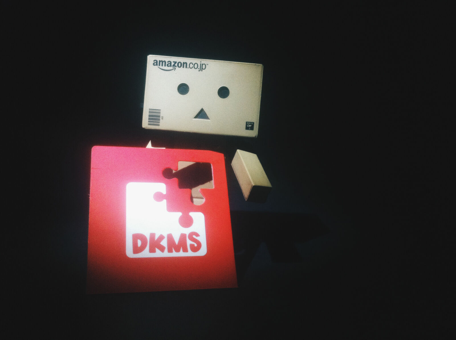 iPhone 4 back camera 3.85mm f/2.8 sample photo. Black, danbo, danboard, dark photography