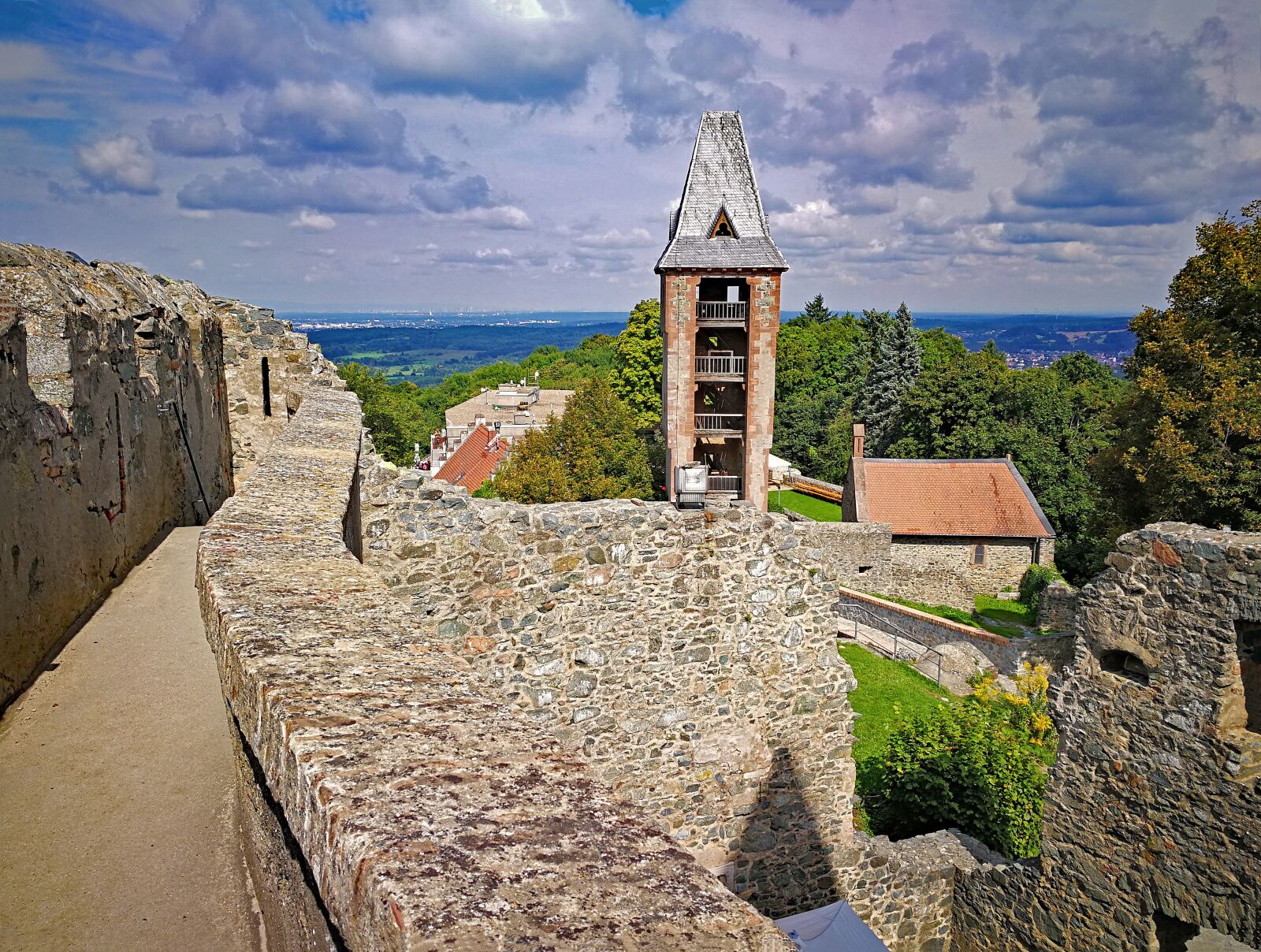 HUAWEI Mate 9 sample photo. Castle, frankenstein, mühltal photography
