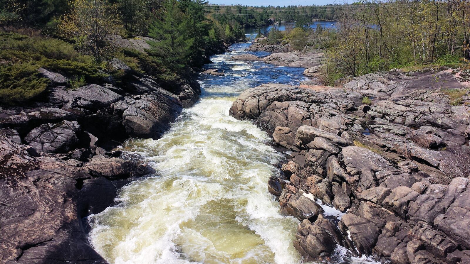 Samsung Galaxy S4 sample photo. Water, scenic, natural photography