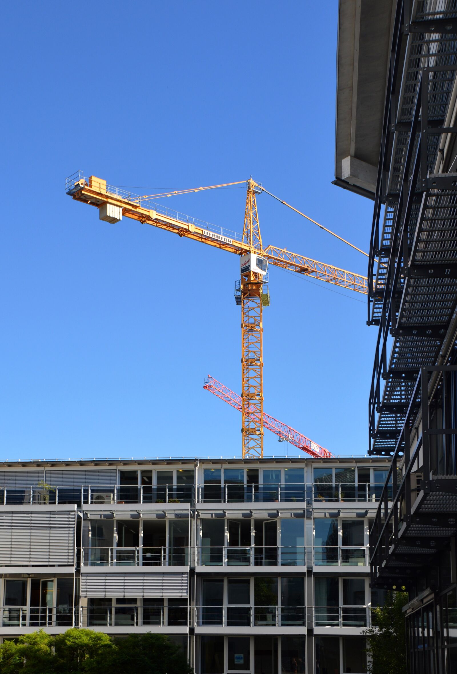 Nikon D3200 sample photo. Site, crane, scaffolding photography
