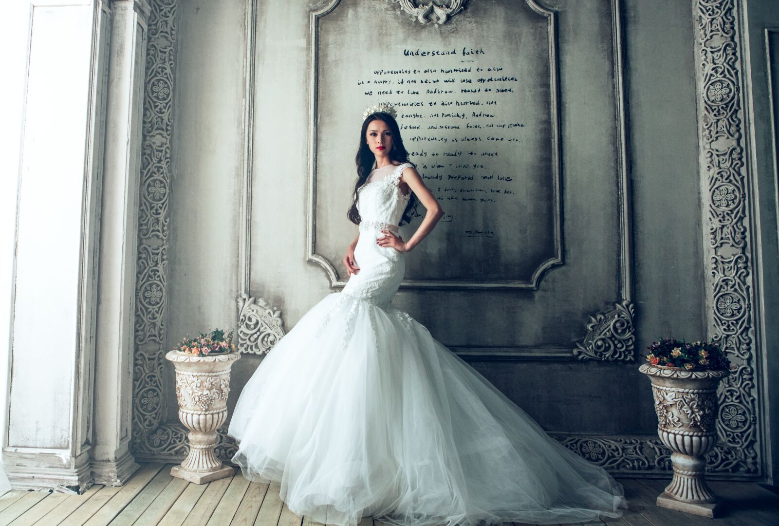Canon EF 24-70mm F2.8L USM sample photo. Wedding dresses, bride, extravagant photography
