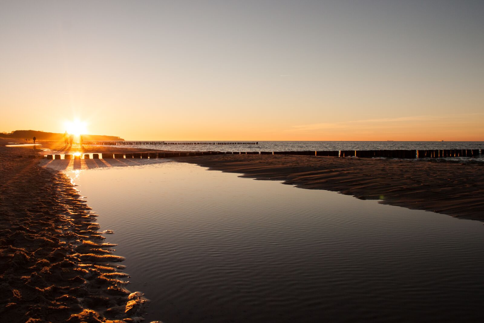 Canon EOS 500D (EOS Rebel T1i / EOS Kiss X3) sample photo. Sea, sunset, beach photography