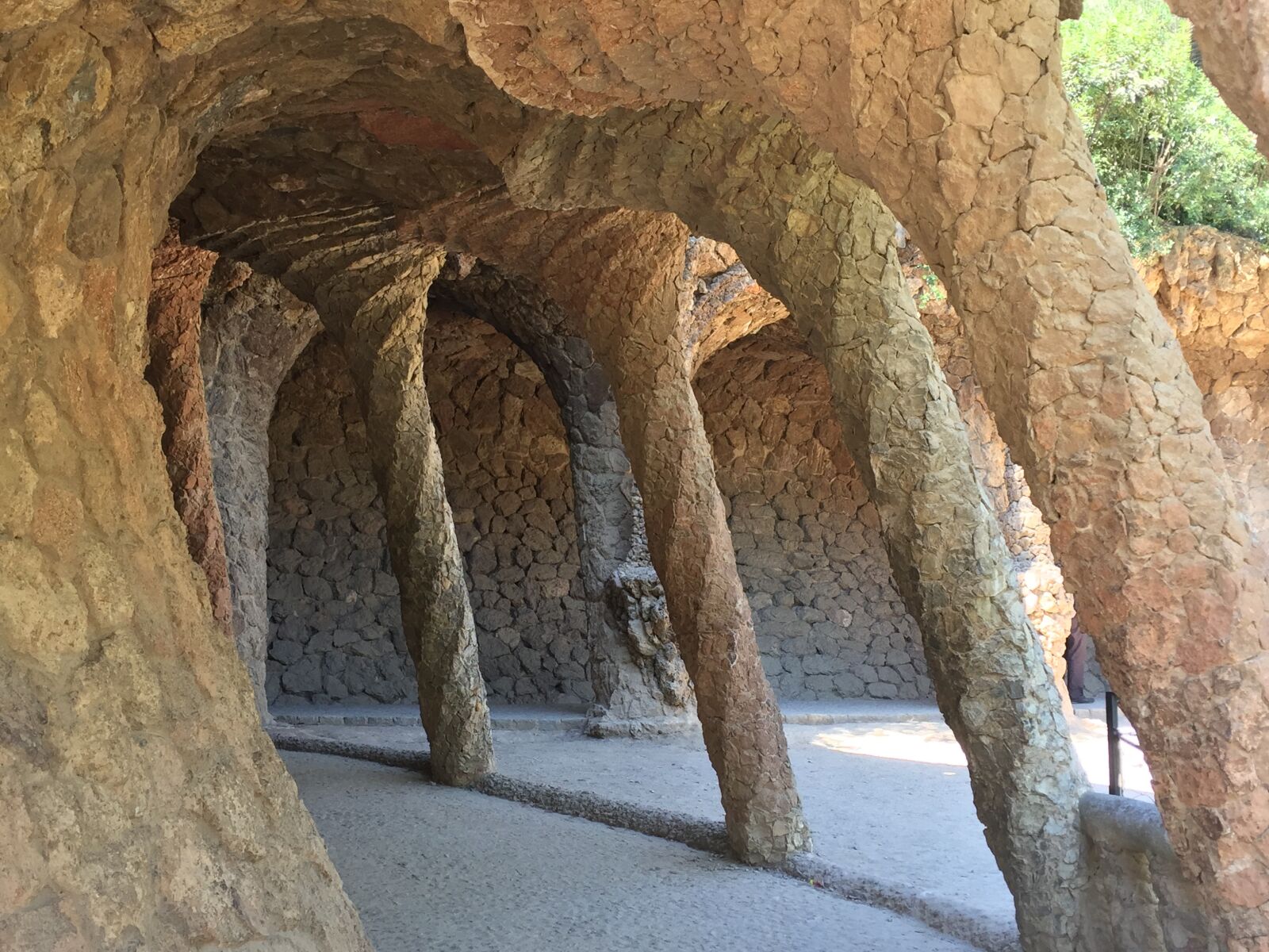Apple iPhone 6 sample photo. Twist, pillar, shadows photography