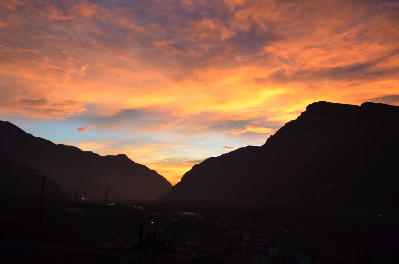 Nikon D5100 sample photo. Sunset, mountains, the red photography