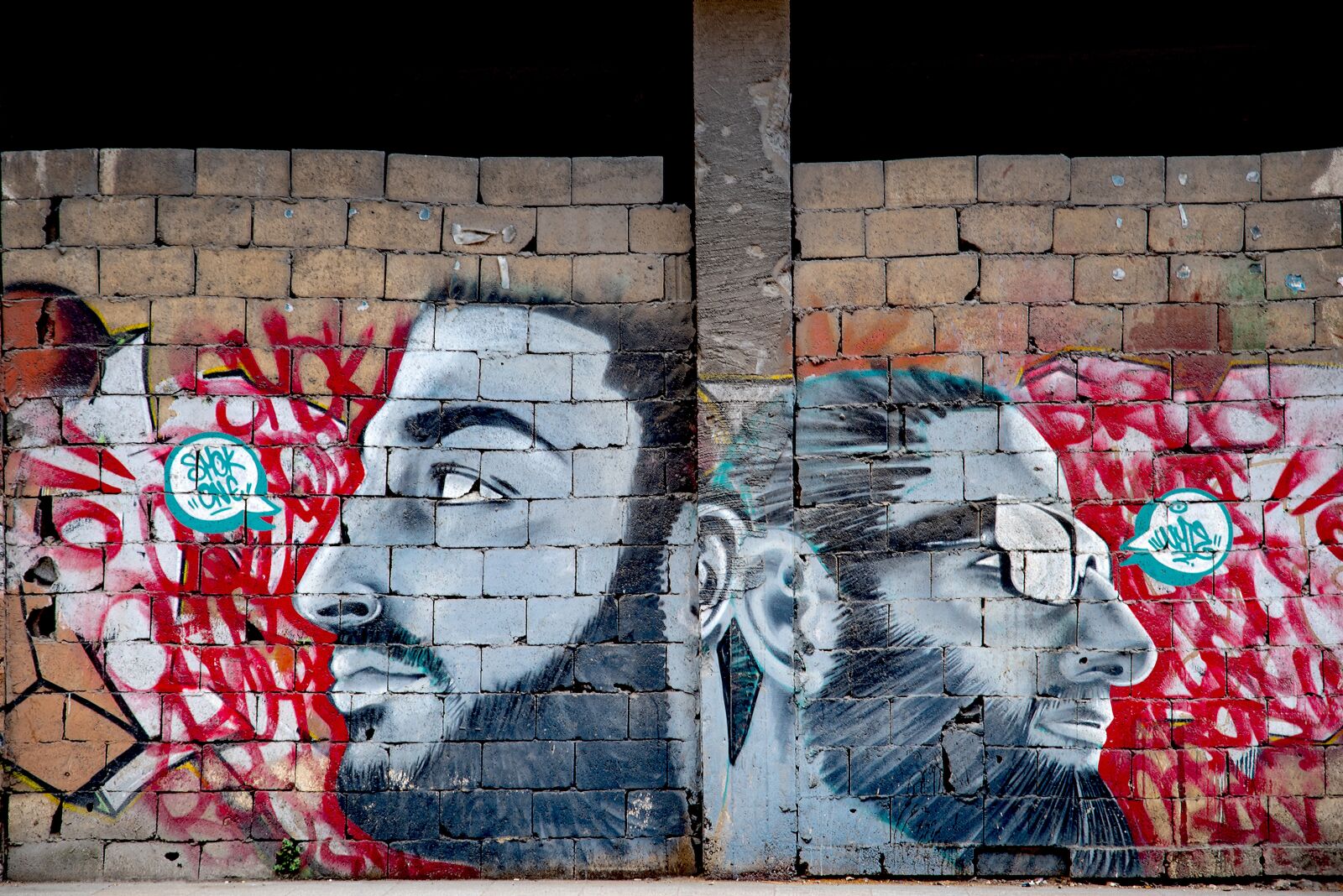 Pentax K-1 Mark II sample photo. Graffiti, tag, paint photography