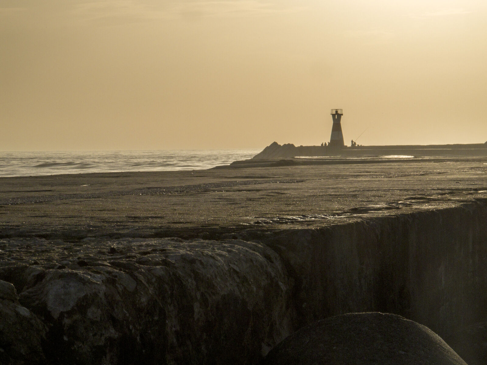 Canon PowerShot SX130 IS sample photo. Atlantic, fisherman, lighthouse, ocean photography
