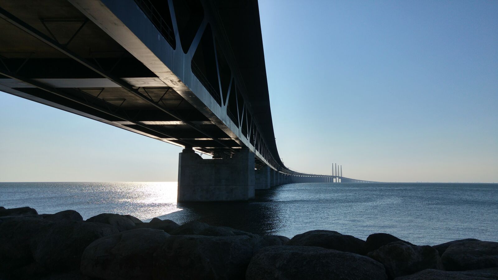 LG G4 sample photo. Bridge, water, architecture photography