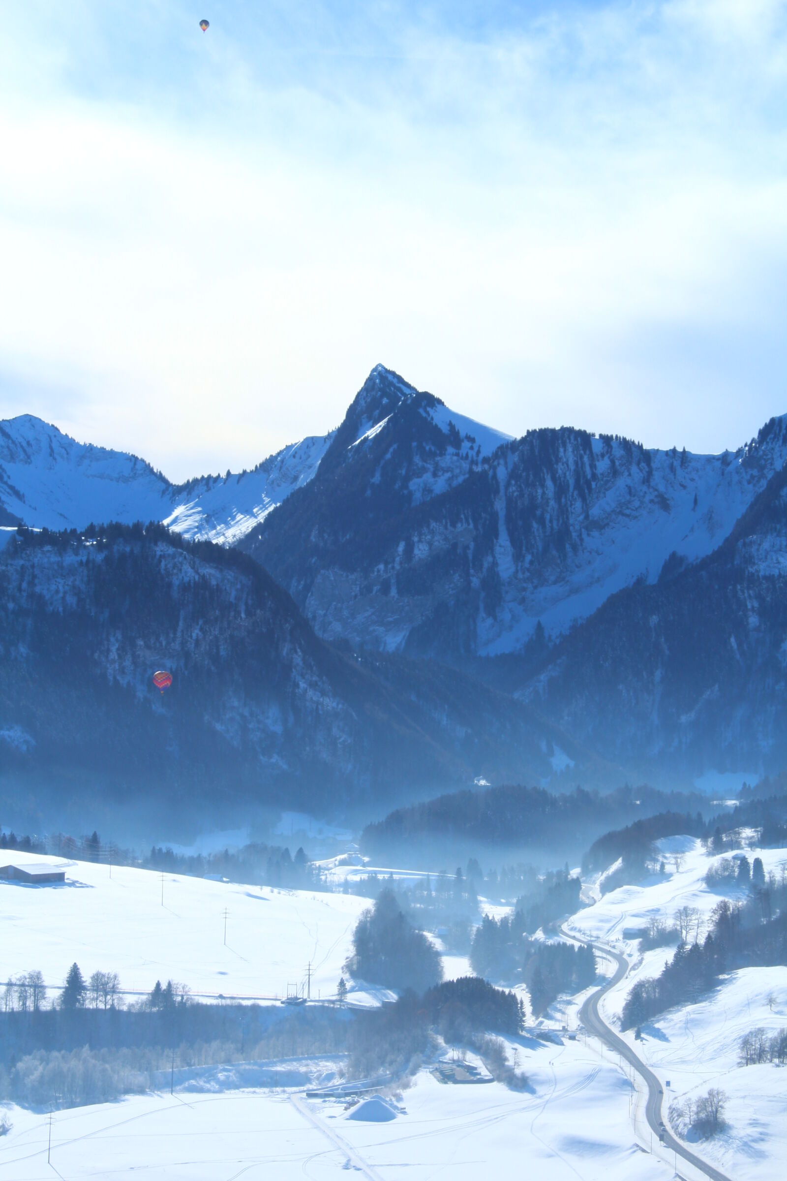 Canon EOS 1200D (EOS Rebel T5 / EOS Kiss X70 / EOS Hi) sample photo. Alps, ballooing, balloon, flying photography