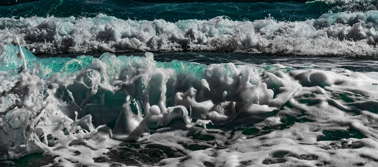 Nikon D3300 sample photo. Wave, splash, spray photography