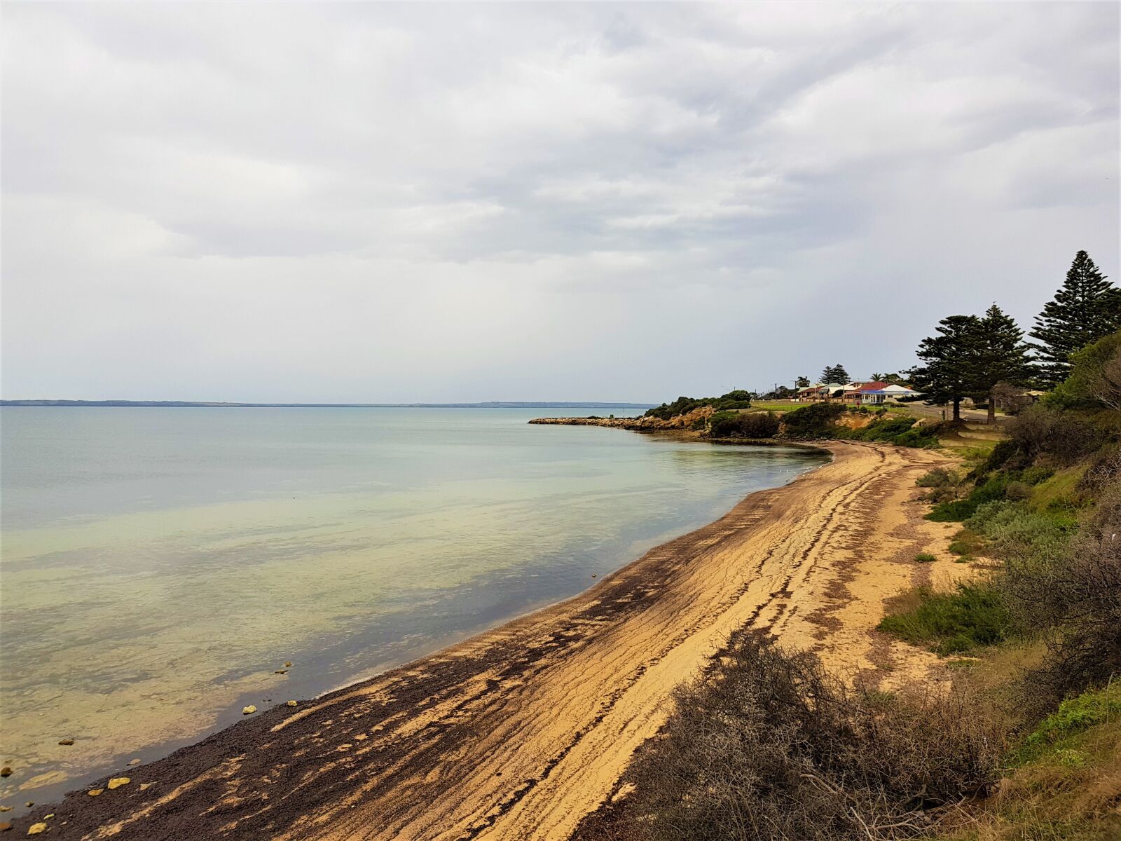 Samsung Galaxy S8 sample photo. Costal, town, beach photography