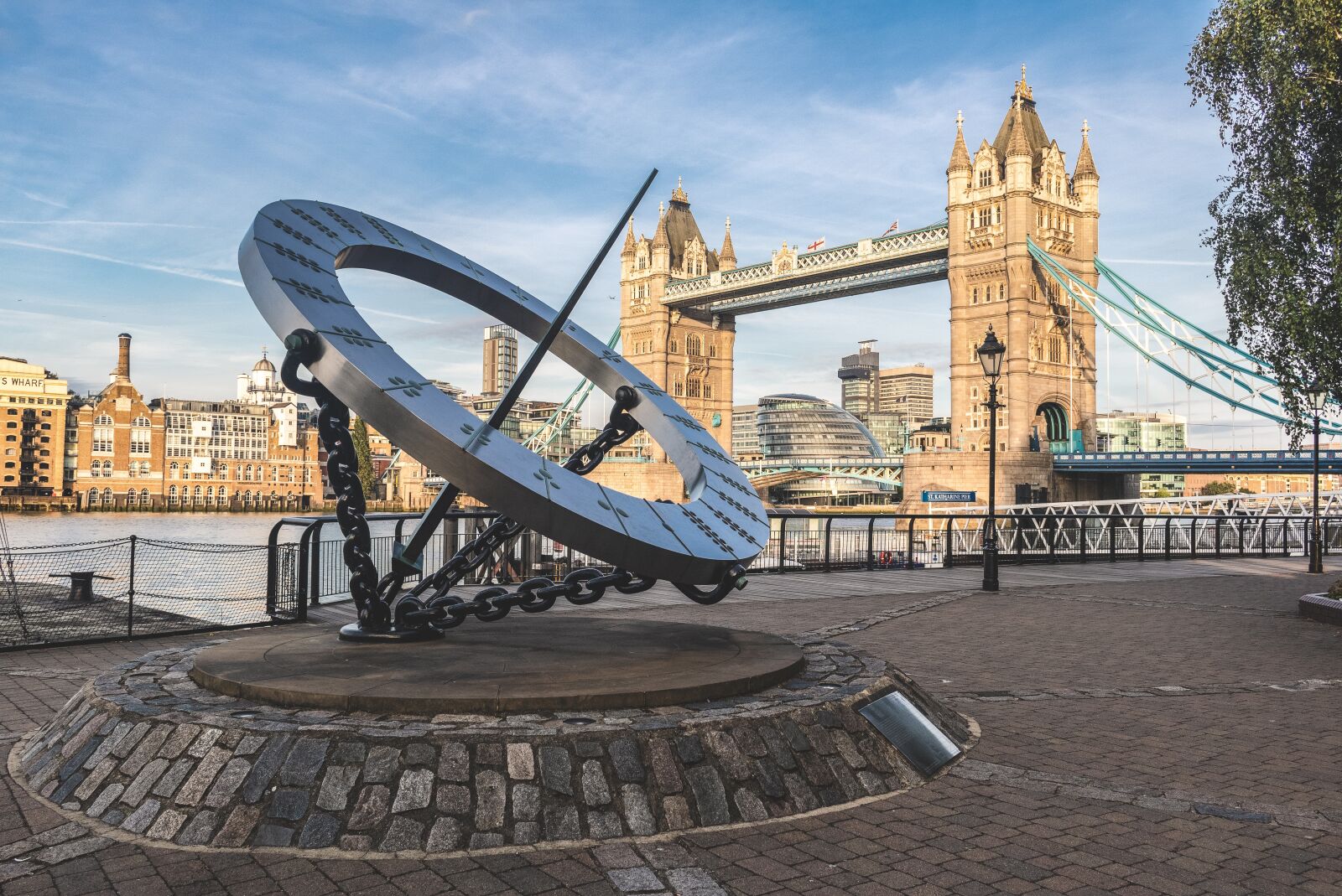 Canon EOS 750D (EOS Rebel T6i / EOS Kiss X8i) sample photo. London, tower bridge, landmark photography