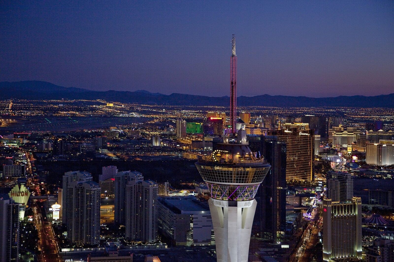 Canon EOS 5D Mark II sample photo. Las vegas, aerial view photography