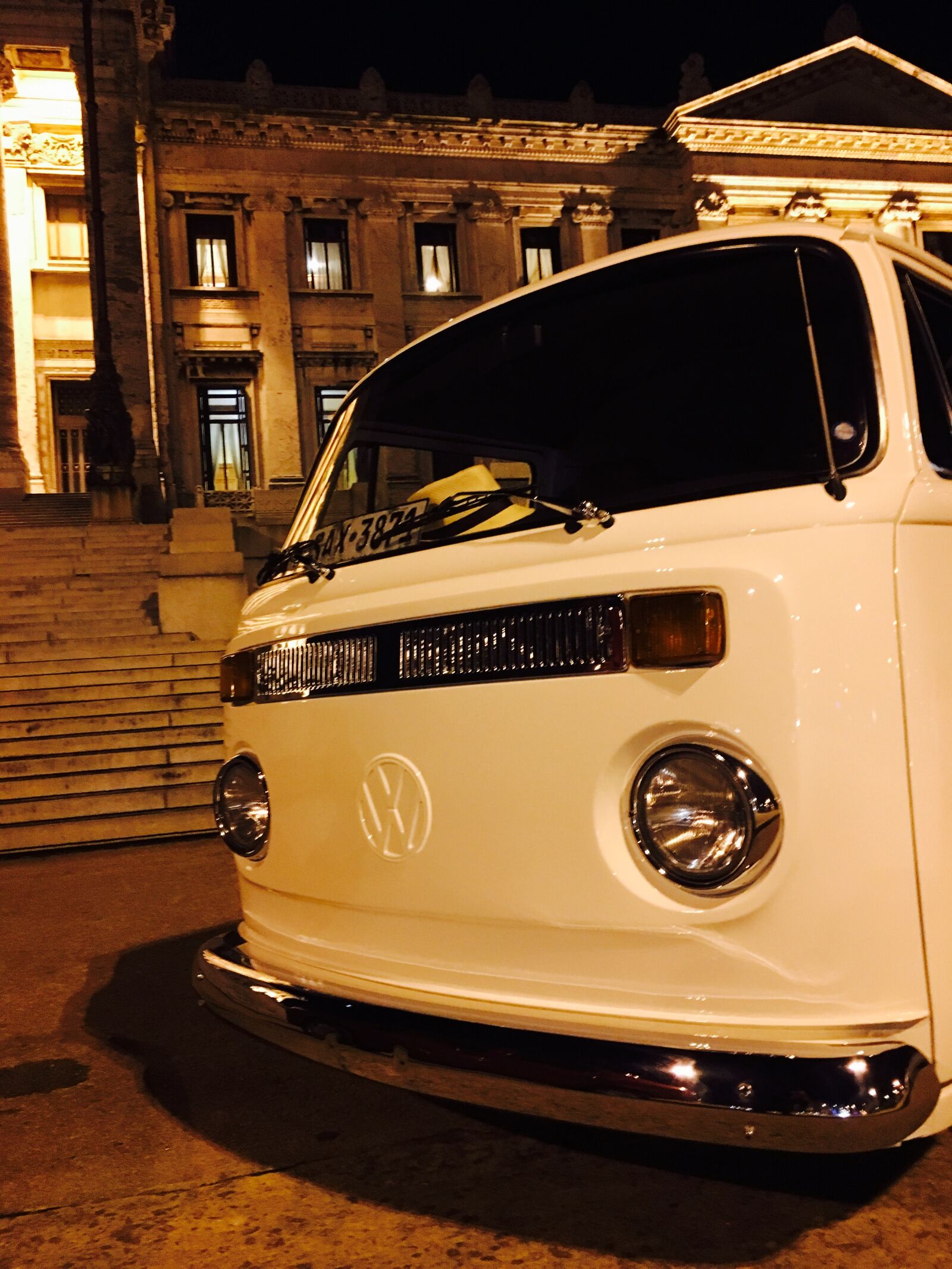 Apple iPhone 6s sample photo. Kombi, la, perla, perla photography