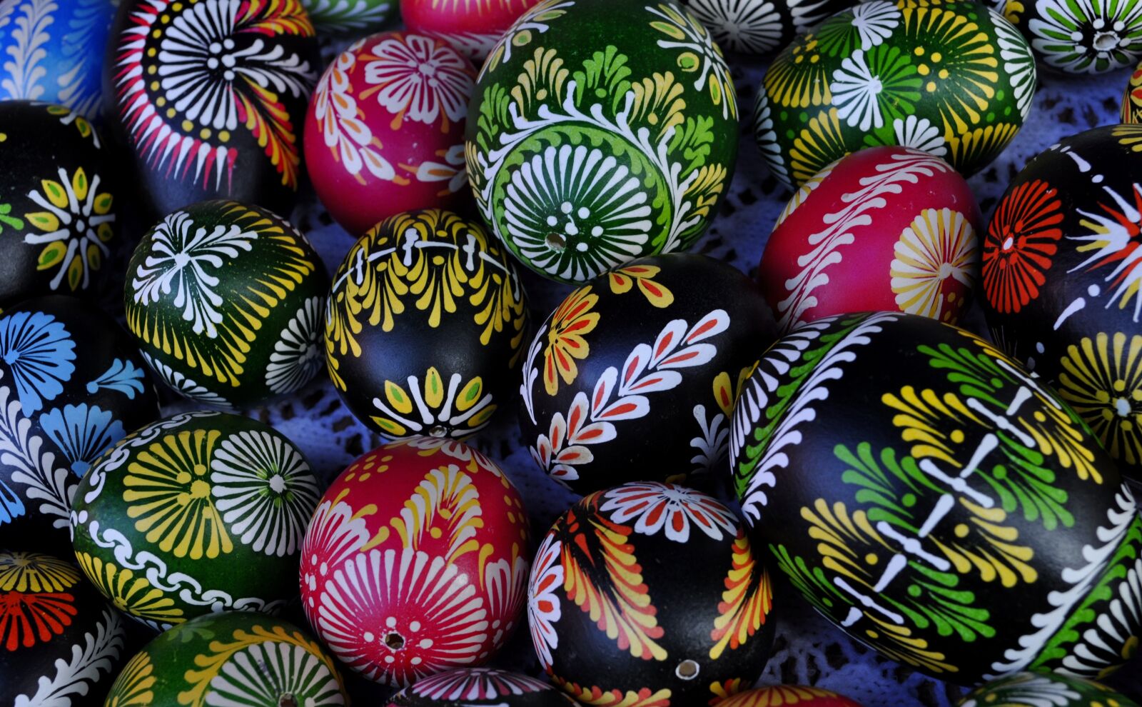 Nikon D5000 sample photo. Color, eggs, easter holidays photography