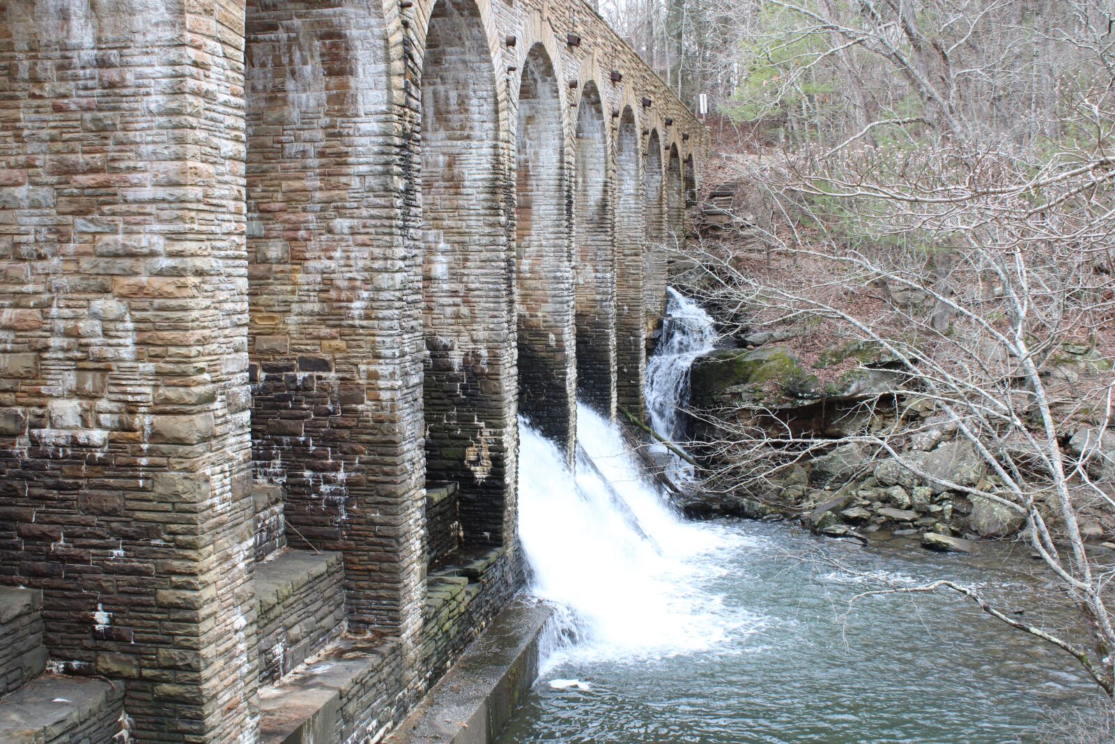 Canon EOS 2000D (EOS Rebel T7 / EOS Kiss X90 / EOS 1500D) sample photo. Dam, bridge, landscape photography