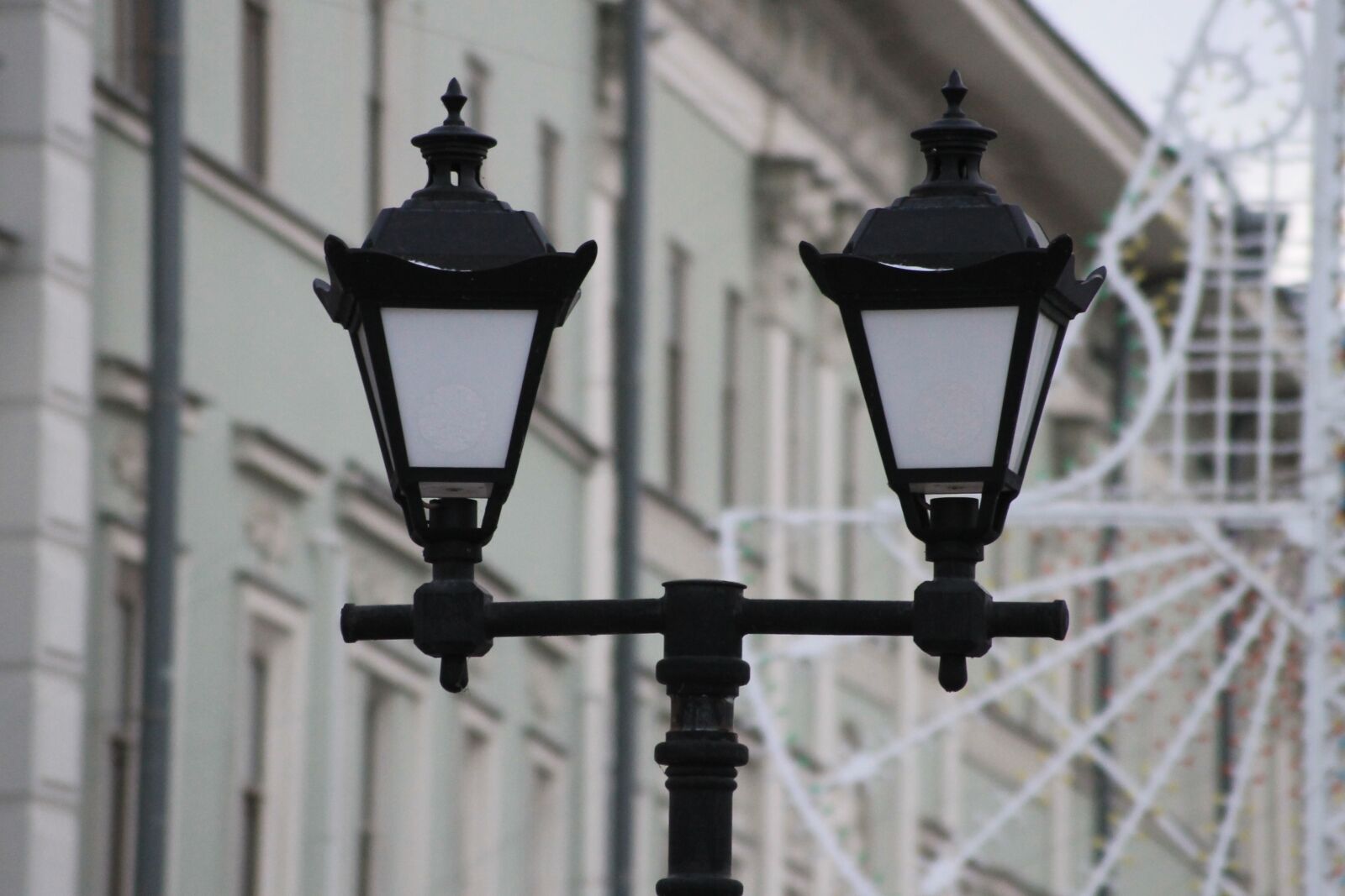 Canon EOS 1100D (EOS Rebel T3 / EOS Kiss X50) sample photo. Lantern, street, lighting photography