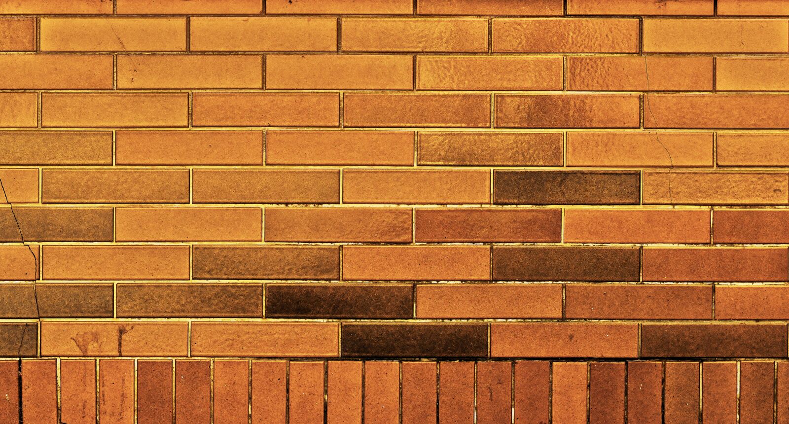 Panasonic Lumix DMC-FZ1000 sample photo. Facade, clinker, tile photography