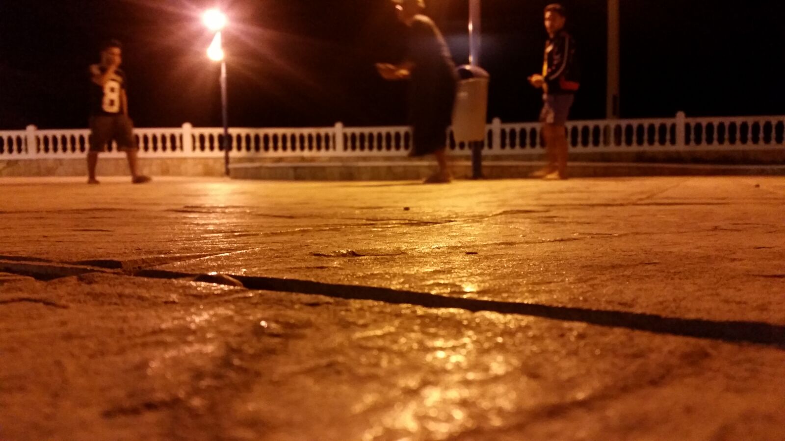 Samsung Galaxy S5 sample photo. Night, street photography