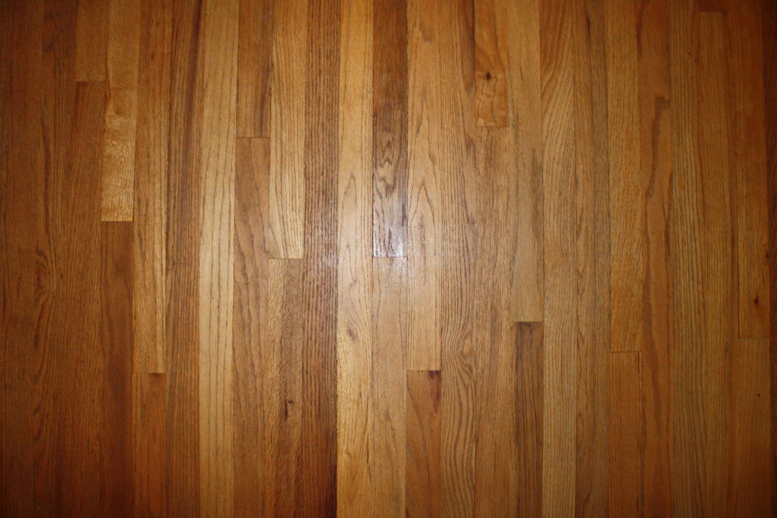 f/3.5-5.6 IS sample photo. Carpentry, log, hardwood, floor photography