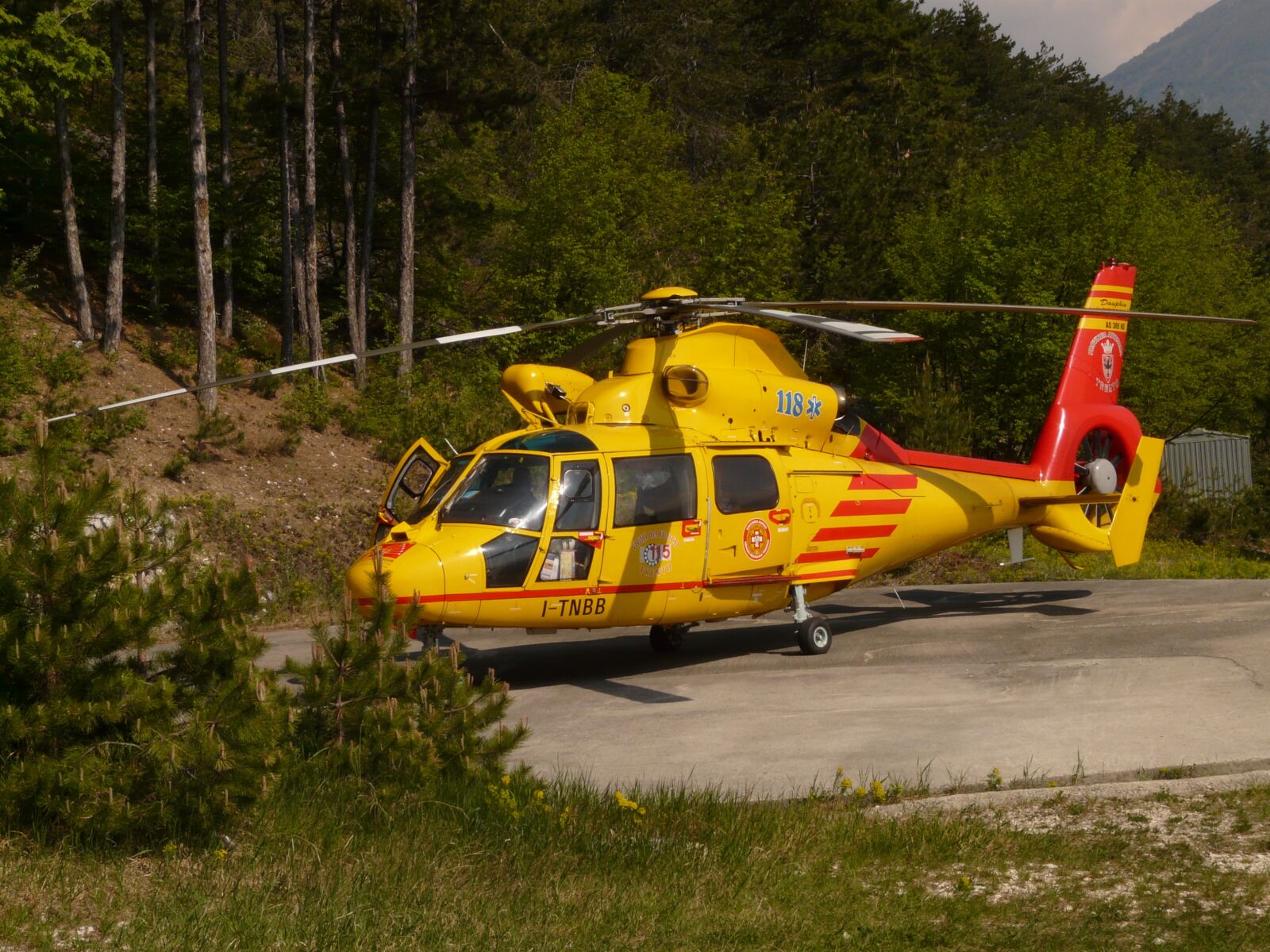 Panasonic DMC-FZ18 sample photo. Rescue helicopter, helicopter, rescue photography