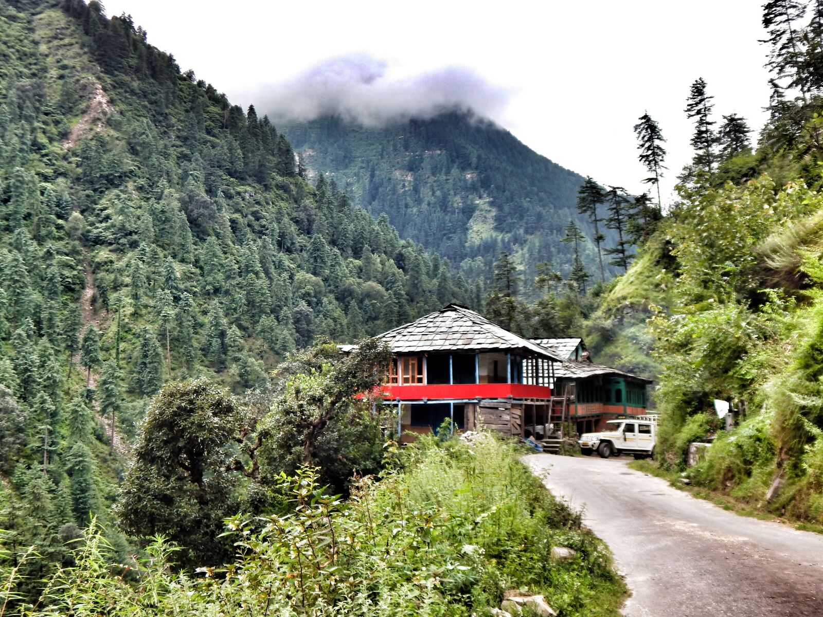 Nikon Coolpix L830 sample photo. Tirthan valley, great himalayan photography