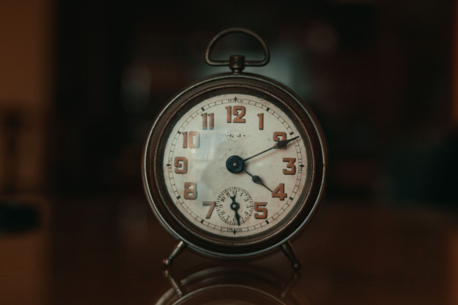ZEISS Milvus 35mm F1.4 sample photo. Clock, vintage, old photography