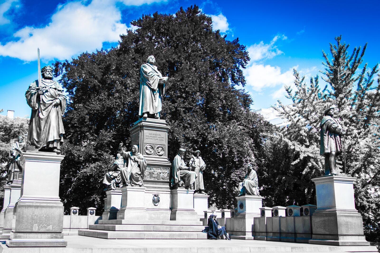 Nikon D7200 sample photo. Luther memorial, worms, reformation photography