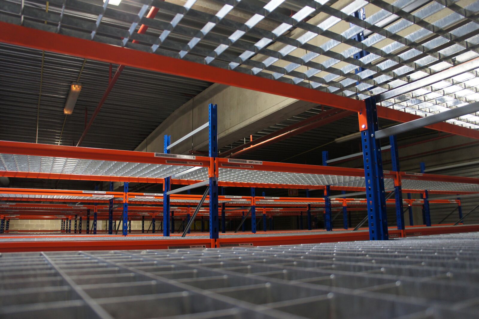 Sony Alpha NEX-3 + Sony E 18-55mm F3.5-5.6 OSS sample photo. Stock, warehouse, palette photography