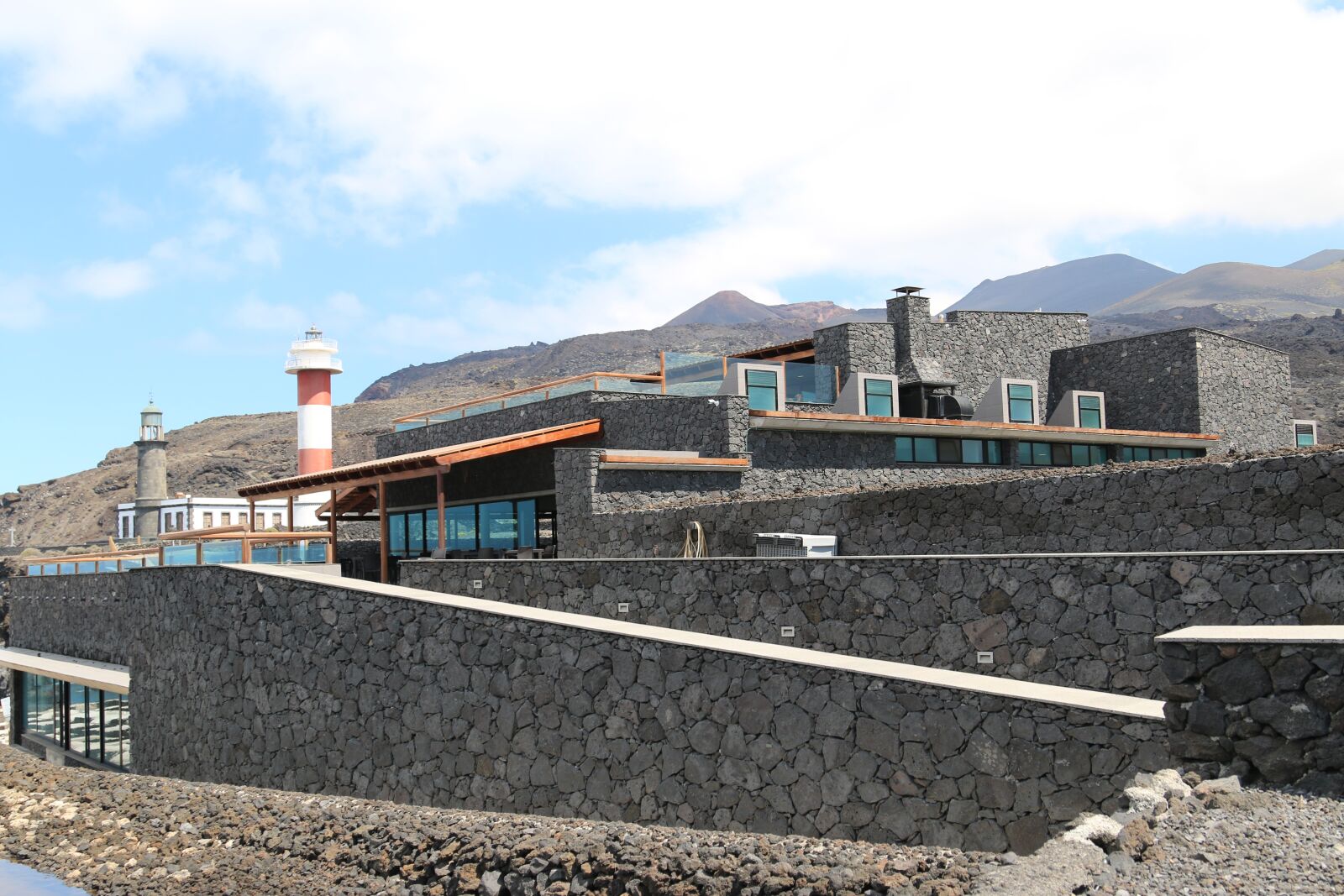 Canon EOS 70D + Canon EF 24-105mm F4L IS USM sample photo. La palma, info center photography