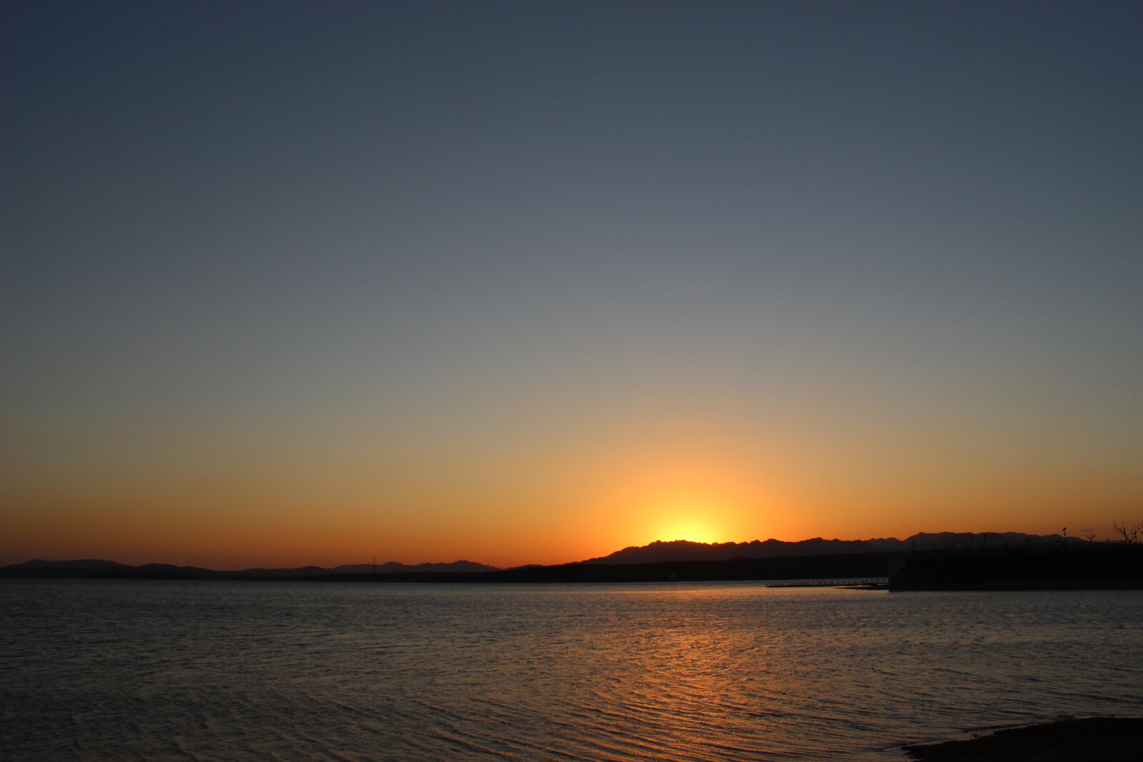 Canon EOS 600D (Rebel EOS T3i / EOS Kiss X5) sample photo. The scenery, sunset, lake photography