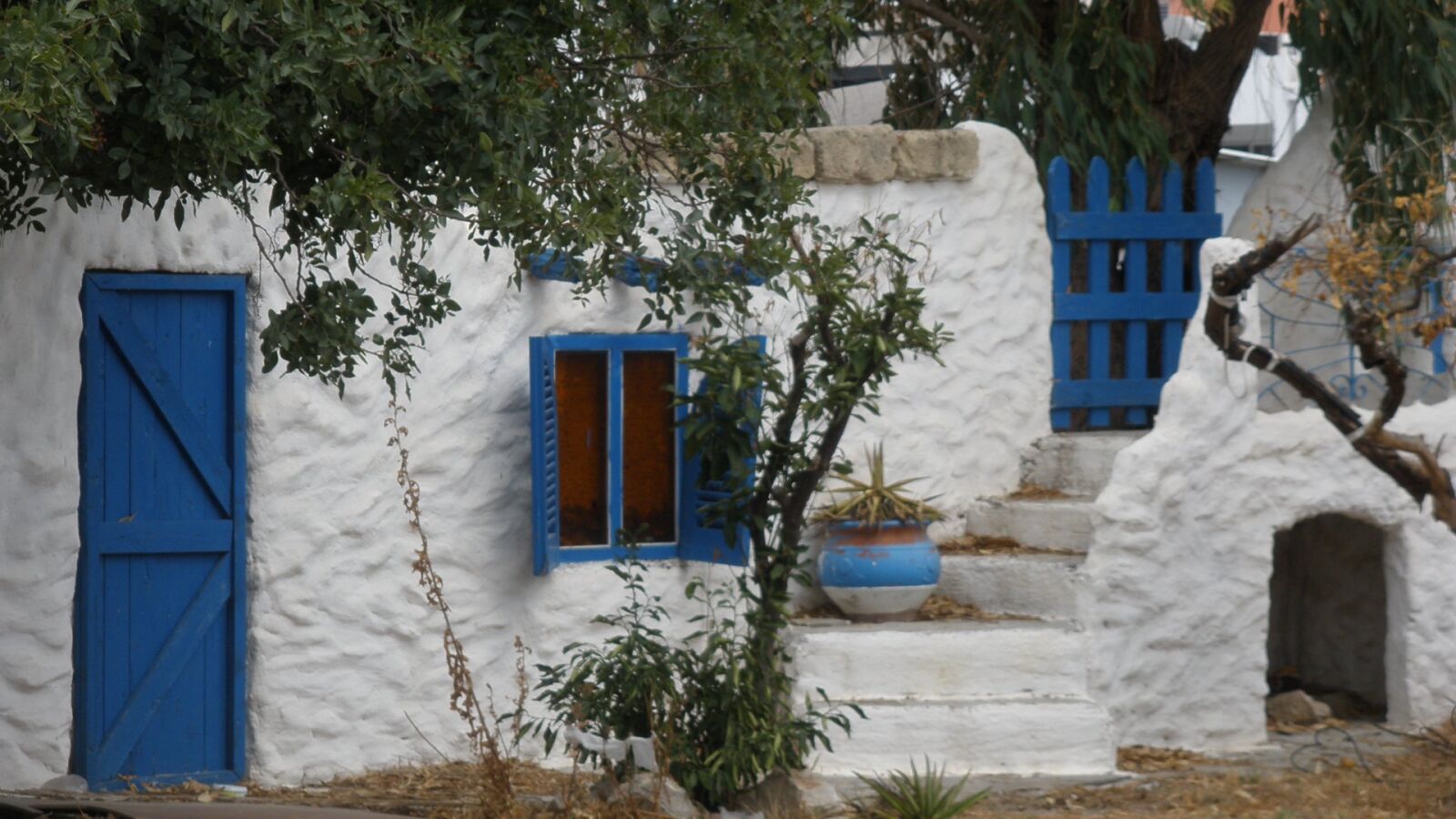 Olympus FE340,X855,C560 sample photo. Greece, island, holidays photography