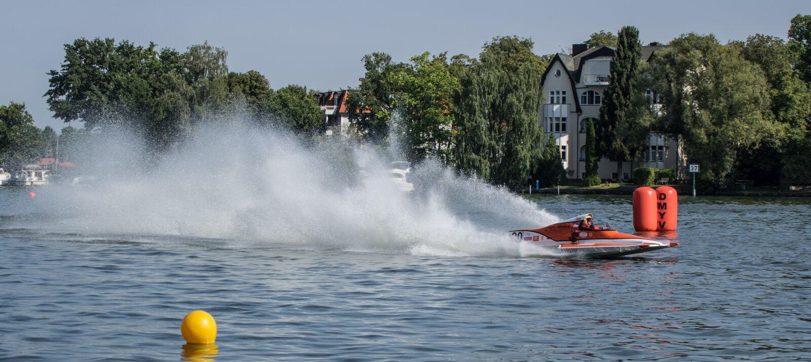 Pentax K-3 sample photo. Water sports, motor boat photography